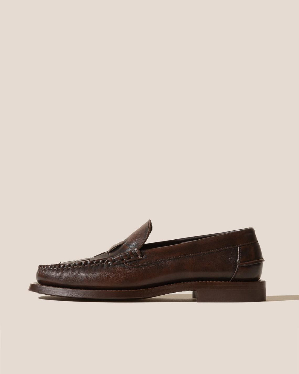 Hereu Loafers | NOMBELA DUOTONE - Interwoven Detail Slip-on Loafer - Women
