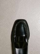Hereu Loafers | SINEU - Interlaced-detail Slip-on Loafer - Women