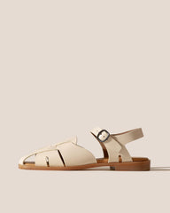Hereu Sandals | PEDRA - Squared Closed-Toe Fisherman Sandal - Women