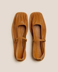 Hereu Soft Shoes | DANSA SUPPLE SHINY - Pleated-Toe Mary Jane Pump - Women