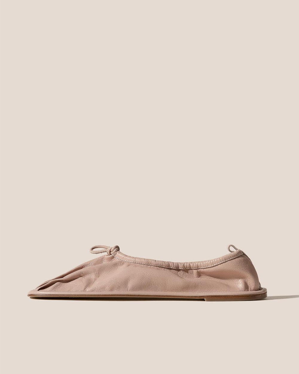 Hereu Soft Shoes | PUNTERA SUPPLE SHINY - Pleated-Toe Pump - Women