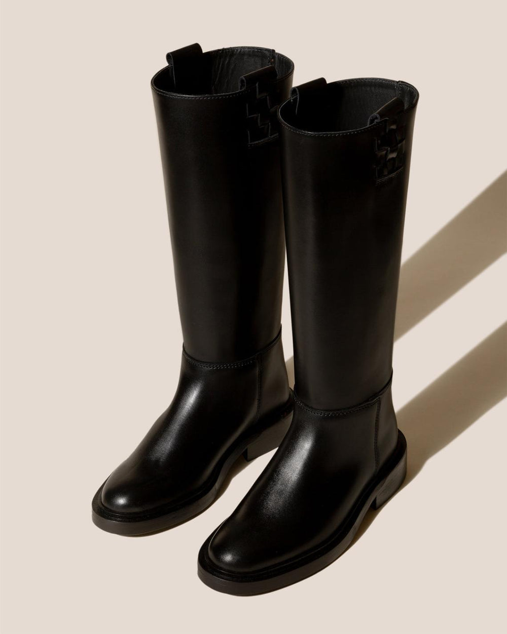 Hereu Boots | ANELLA - Interwoven Detailed Pull-On Boot - Women