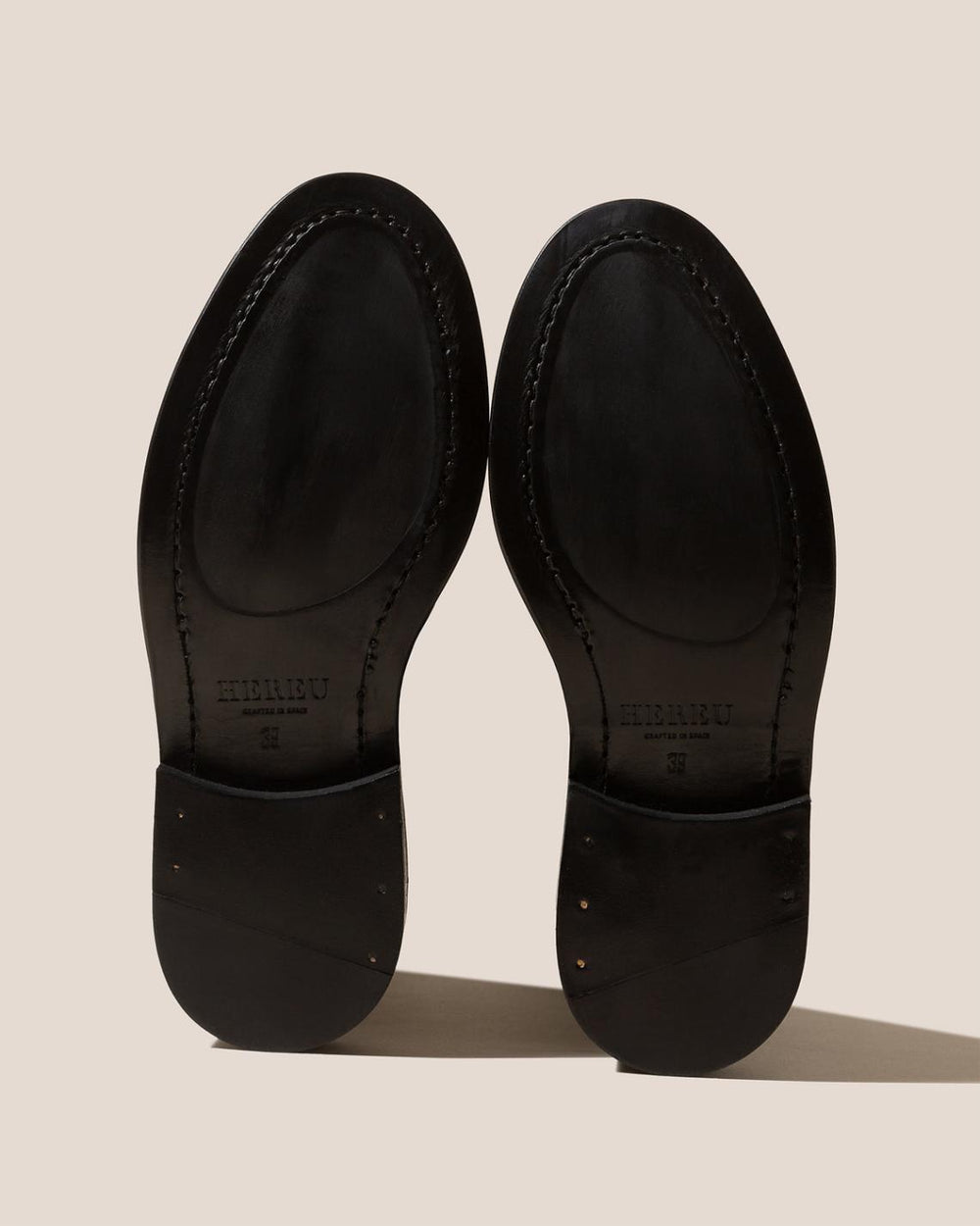 Hereu Boots | ANELLA WAXED - Interwoven Detailed Pull-On Boot - Women