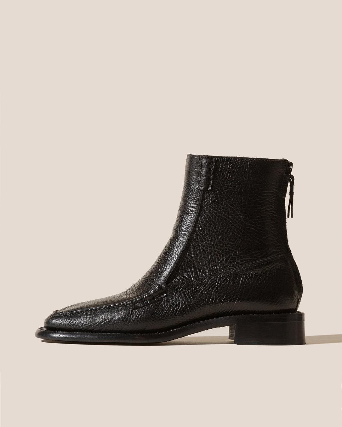 Hereu Boots | QUADRA GRAINY - Square Toe Back Zip Boot - Women