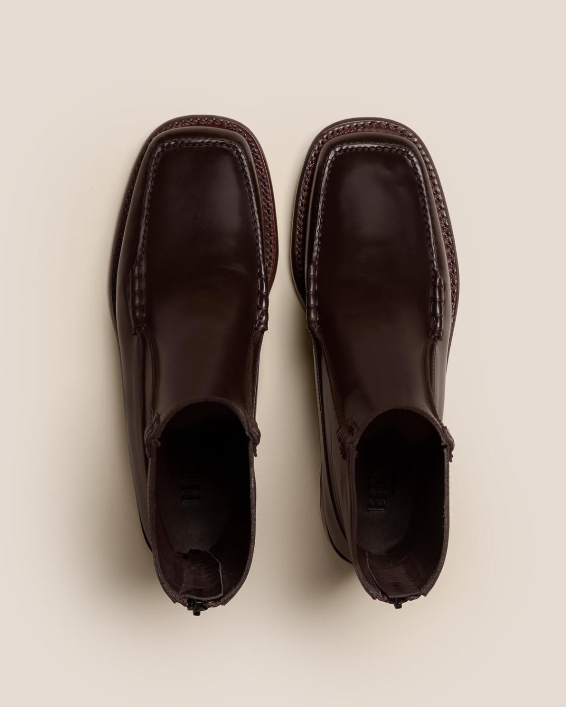 Hereu Boots | QUADRA - Square-Toe Back Zip Boot - Women