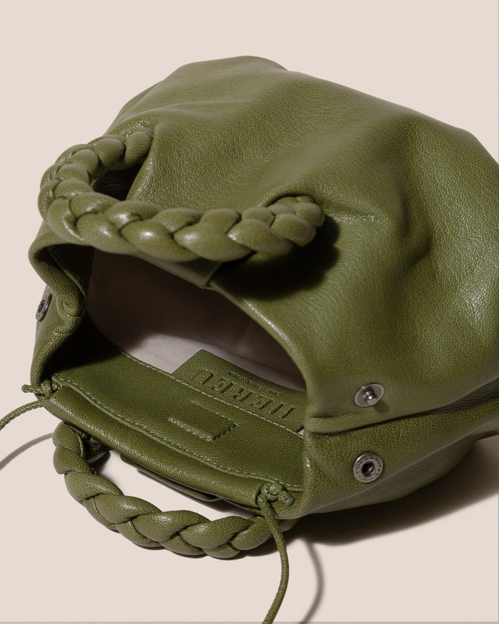 Hereu Crossbody Bags | BOMBON SUPPLE SHINY - Plaited-handle Leather Crossbody Bag - Women