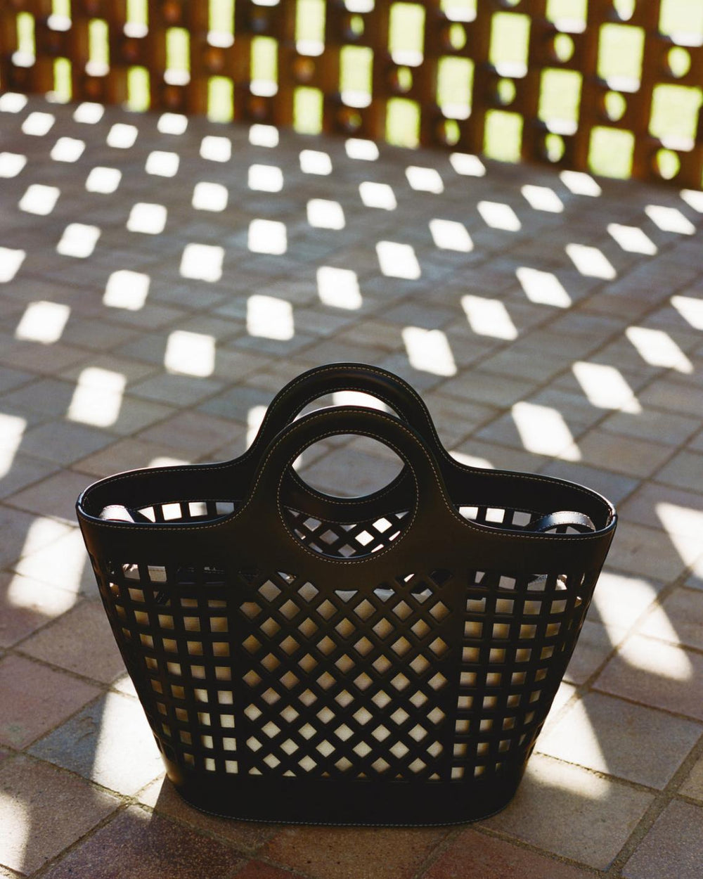 Hereu Crossbody Bags | COLMADO - Cut-out Leather Tote Bag - Women