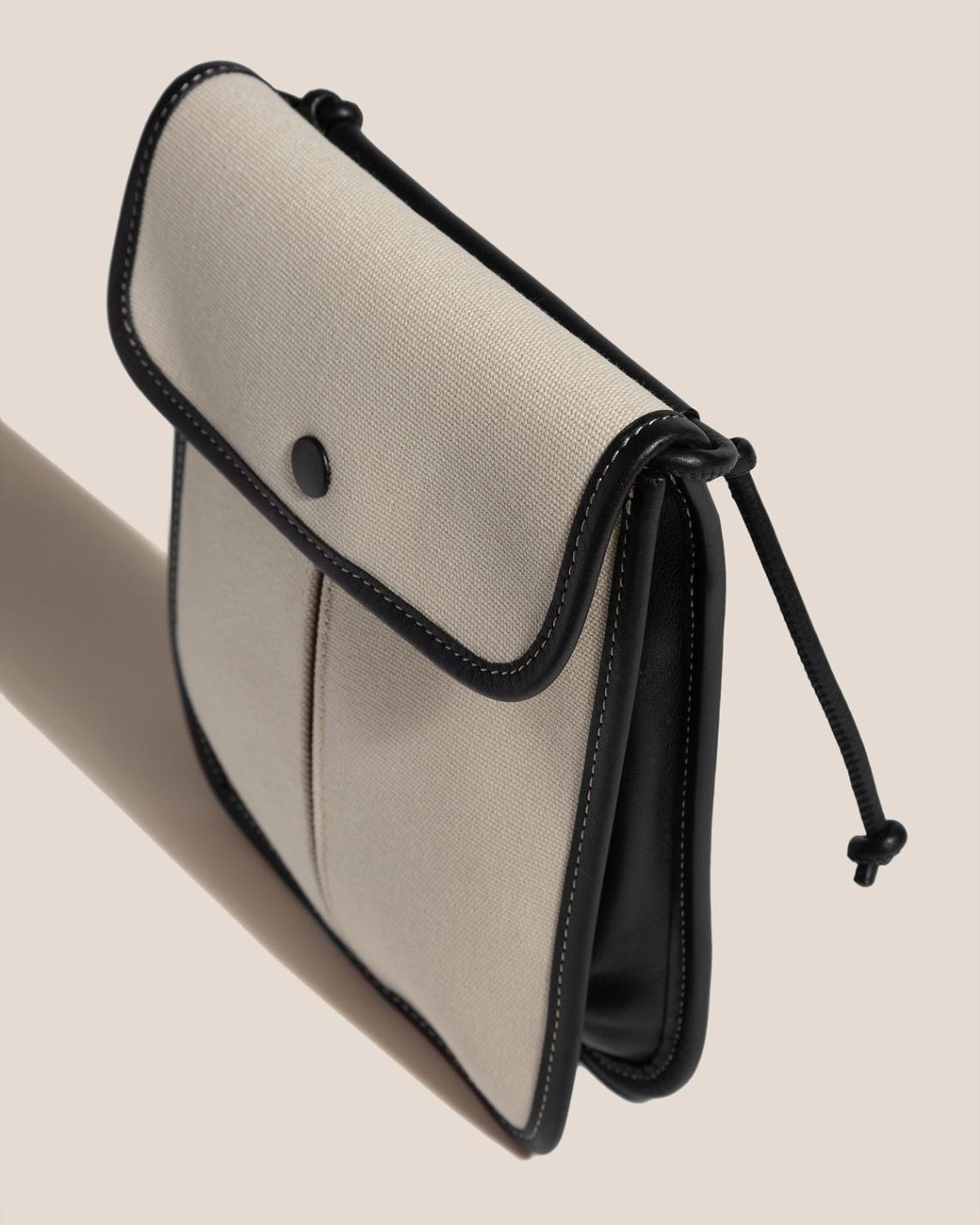 Hereu Crossbody Bags | TERRA - Square-Flat Crossbody Bag - Women/Men