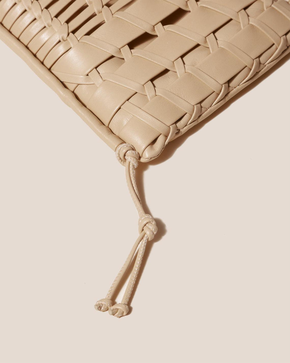 Hereu Crossbody Bags | TRENA - Flat Square Crossbody Bag - Women/Men