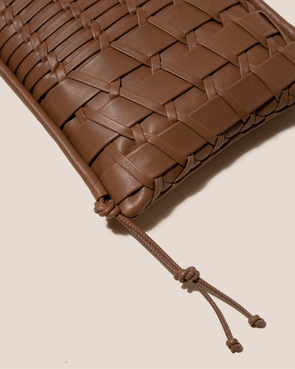 Hereu Crossbody Bags | TRENA - Flat Square Crossbody Bag - Women/Men