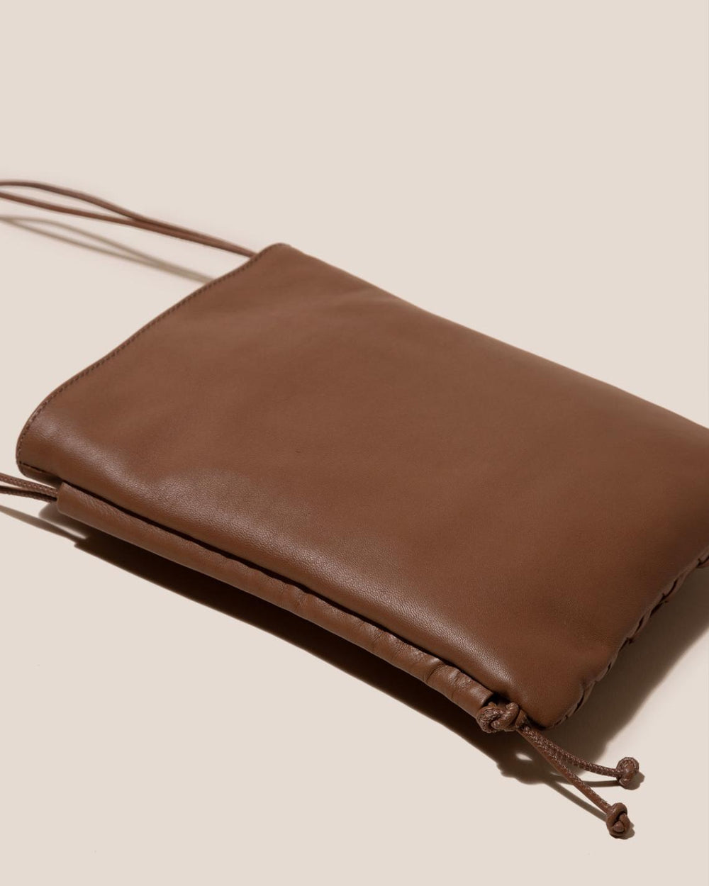 Hereu Crossbody Bags | TRENA - Flat Square Crossbody Bag - Women/Men