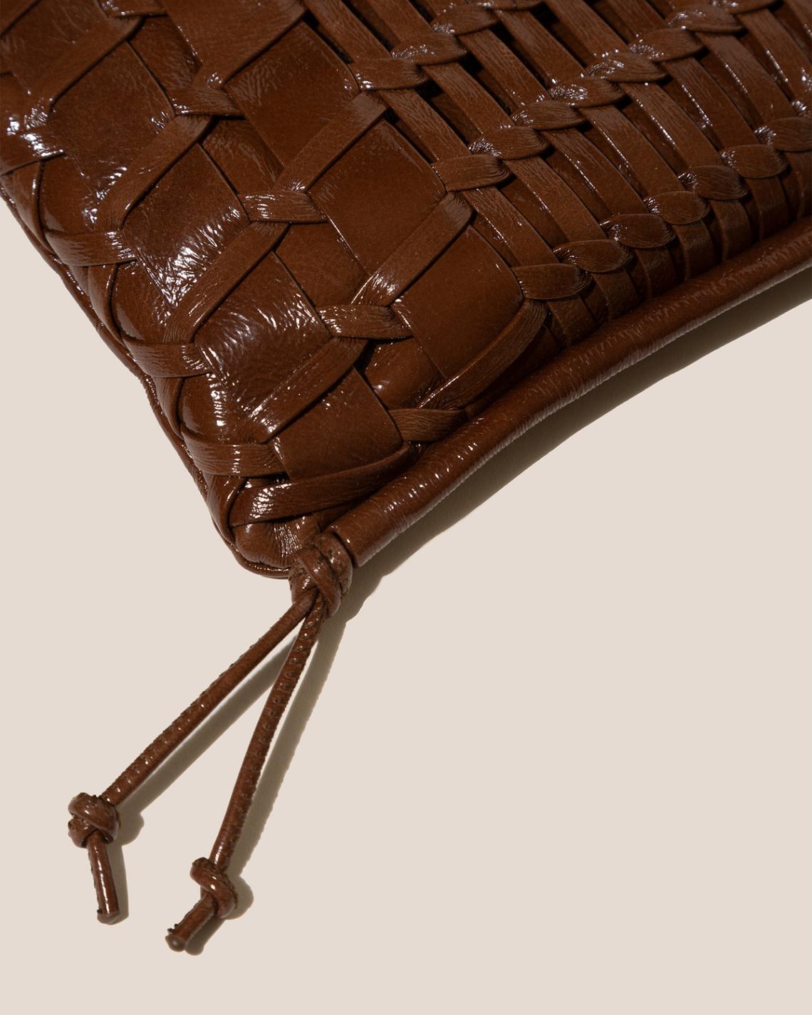 Hereu Crossbody Bags | TRENA MINI CRINKLED GLOSSY - Flat Square Crossbody Bag - Women/Men