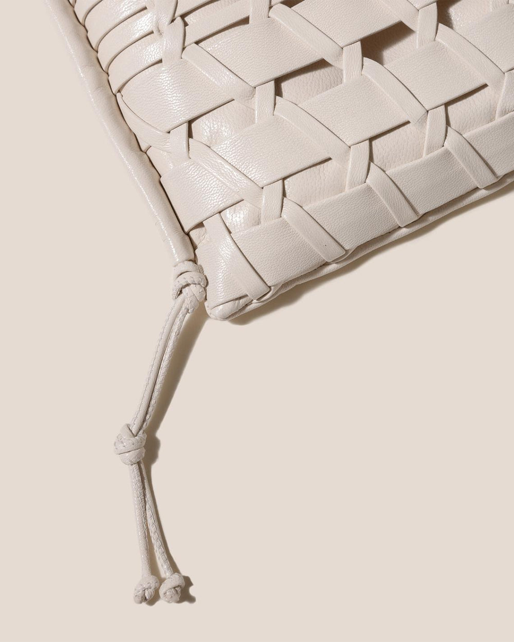 Hereu Crossbody Bags | TRENA SUPPLE SHINY - Flat Square Crossbody Bag - Women/Men