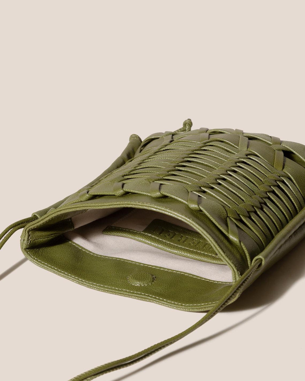 Hereu Crossbody Bags | TRENA SUPPLE SHINY - Flat Square Crossbody Bag - Women/Men