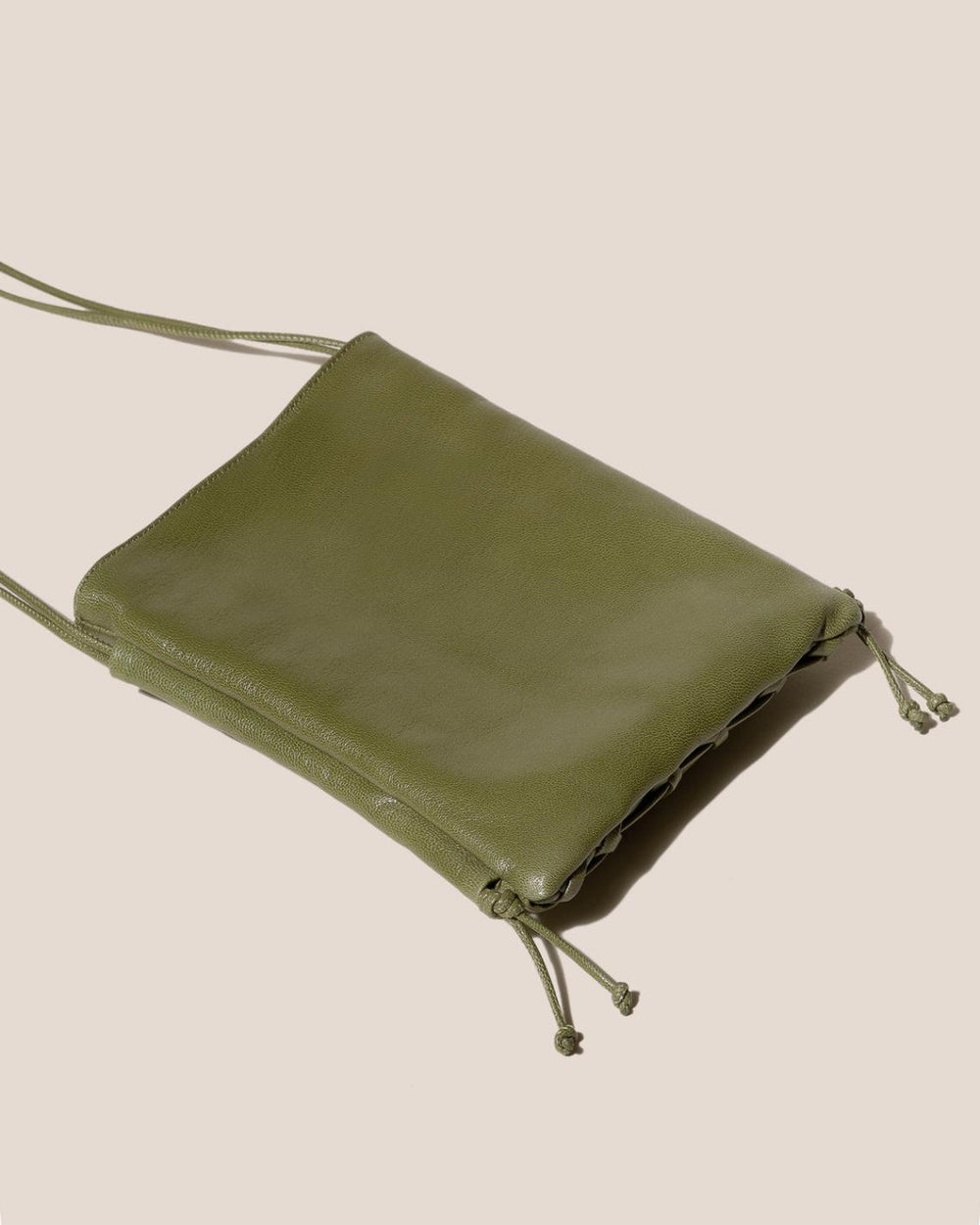 Hereu Crossbody Bags | TRENA SUPPLE SHINY - Flat Square Crossbody Bag - Women/Men