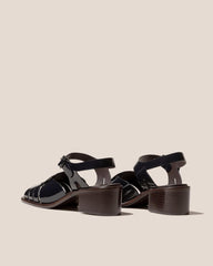 Hereu Heels | ANCORA SQUARED HEELED GLOSSY - Open-Toe Fisherman Sandal - Women