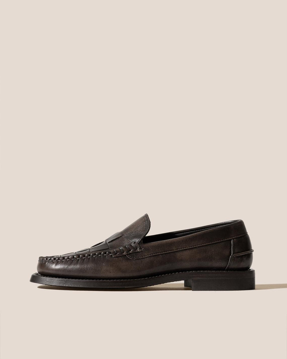 Hereu Loafers | NOMBELA DUOTONE - Interwoven Detail Slip-on Loafer - Women
