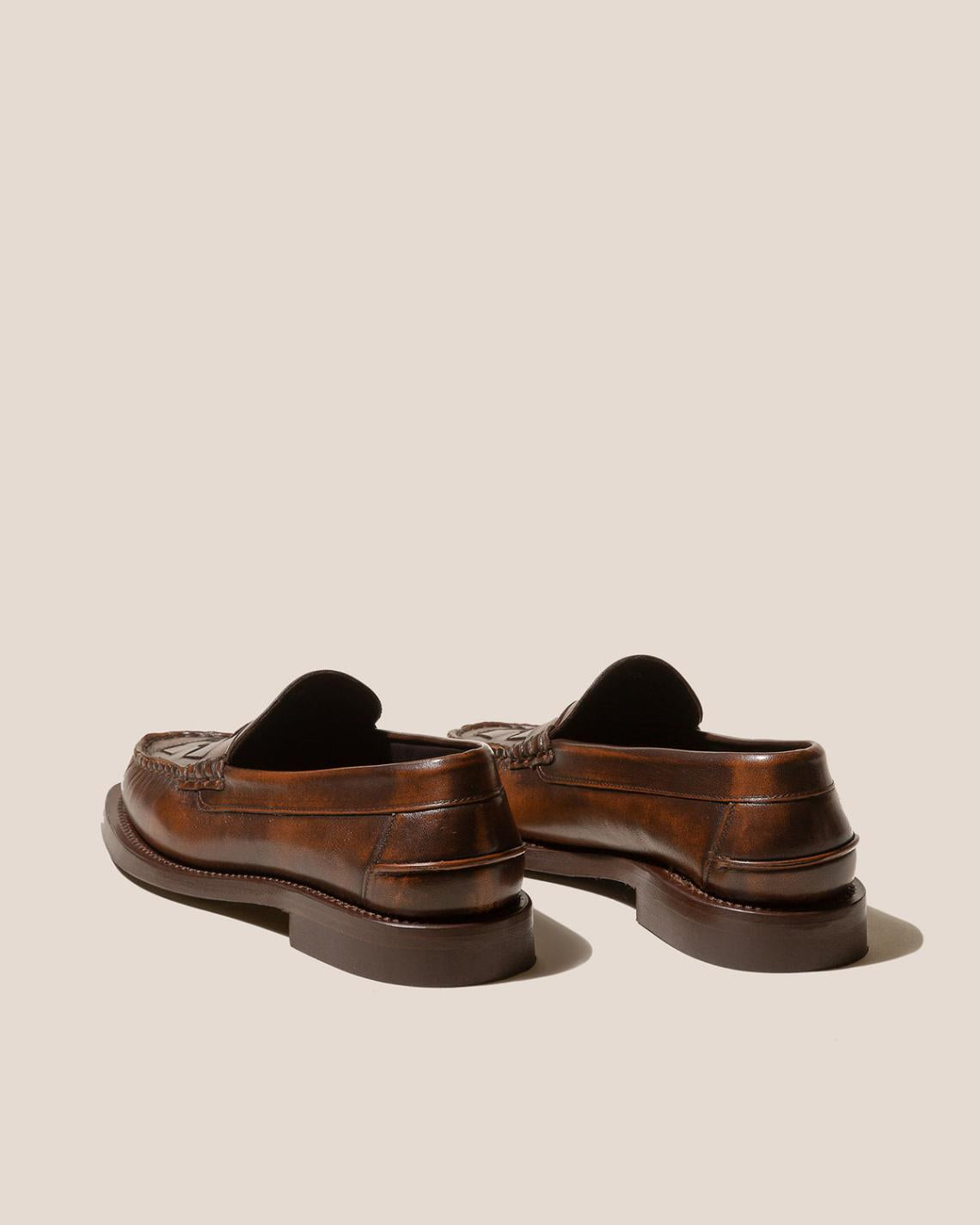 Hereu Loafers | NOMBELA DUOTONE - Interwoven Detail Slip-on Loafer - Women