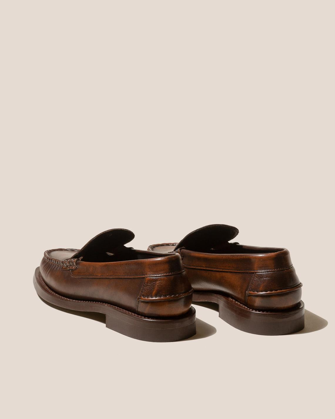 Hereu Loafers | SINEU DUOTONE - Interlaced-detail Slip-on Loafer - Women
