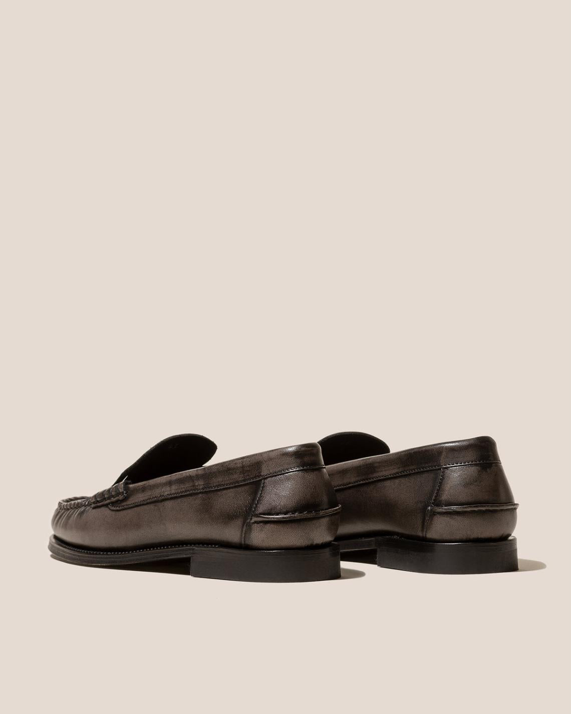 Hereu Loafers | SINEU DUOTONE - Interlaced-detail Slip-on Loafer - Women