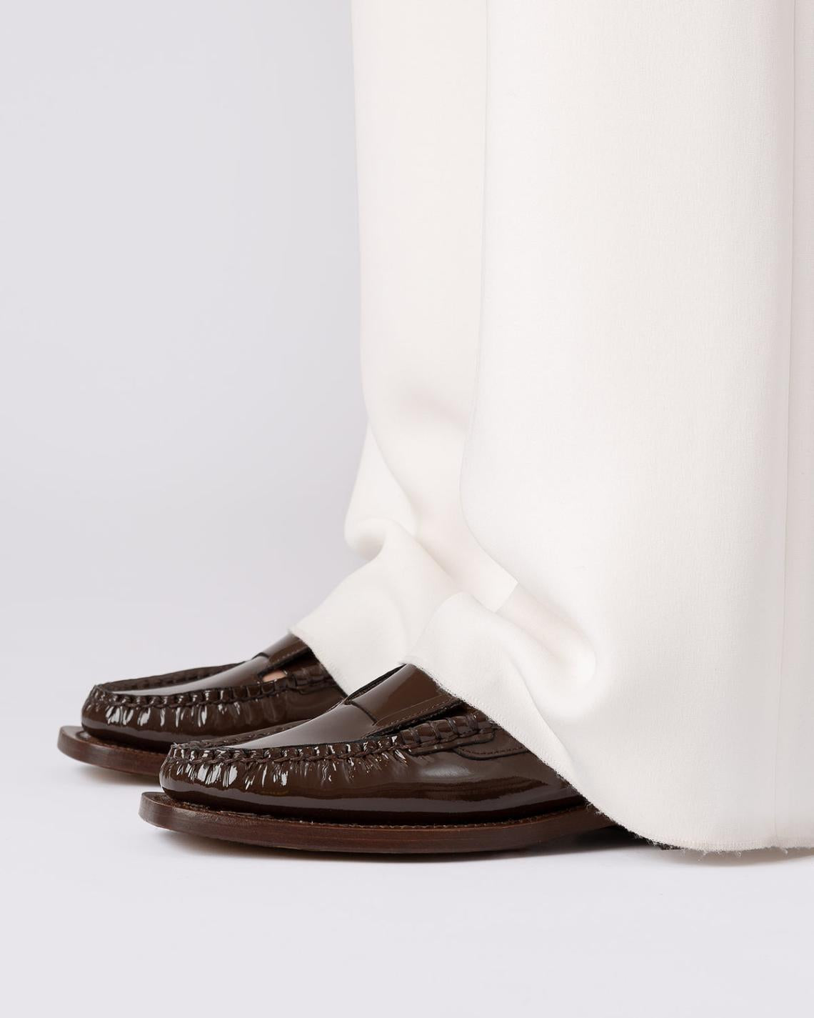 Hereu Loafers | SINEU GLOSSY - Interlaced-detail Slip-on Loafer - Women