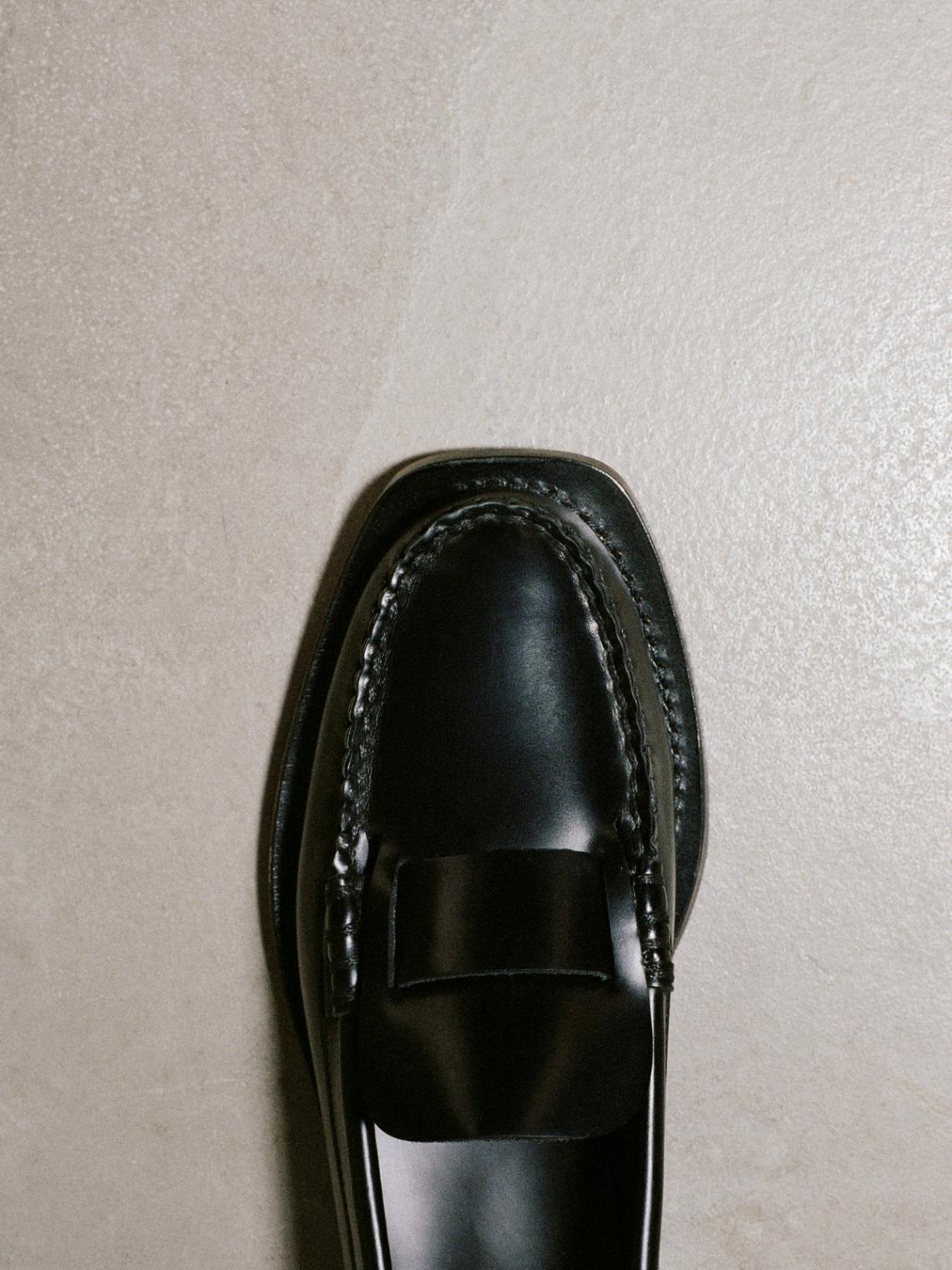 Hereu Loafers | SINEU - Interlaced-detail Slip-on Loafer - Women