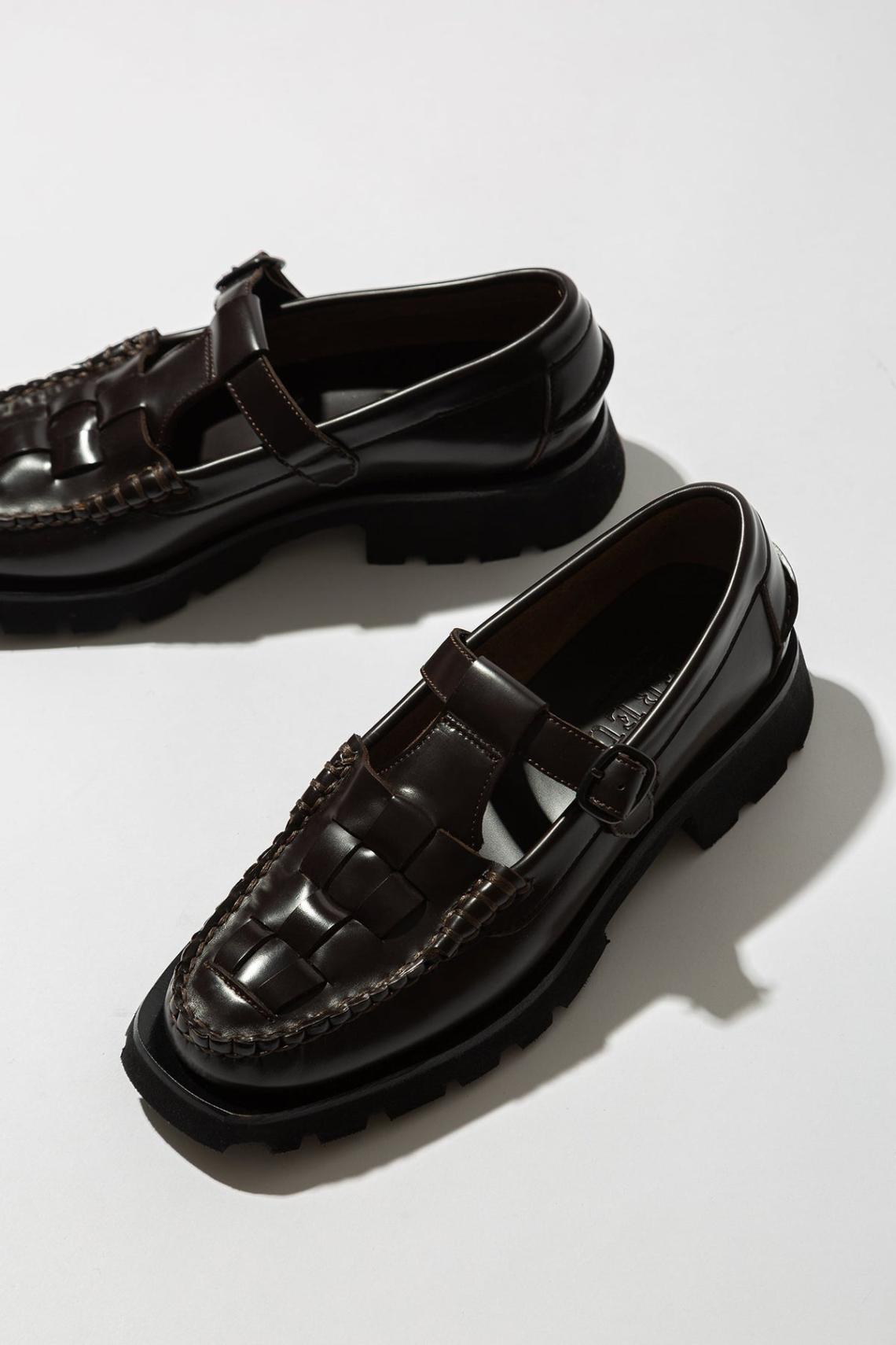 Hereu Loafers | SOLLER SPORT - Tread Sole T-Bar Loafer - Men