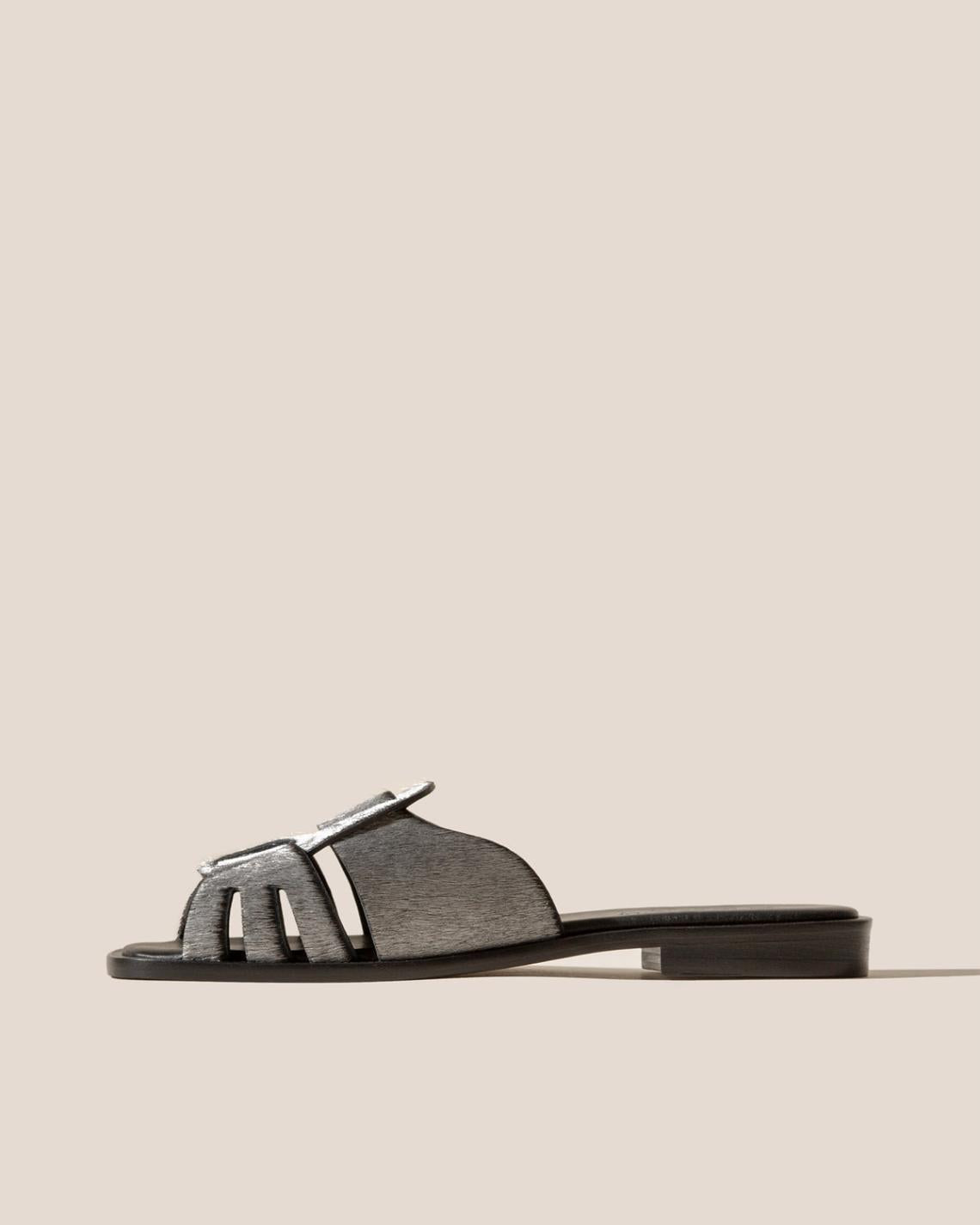 Hereu Sandals | ANCORA SQUARED SLIDE SHORT CALF HAIR - Fisherman Slide - Women