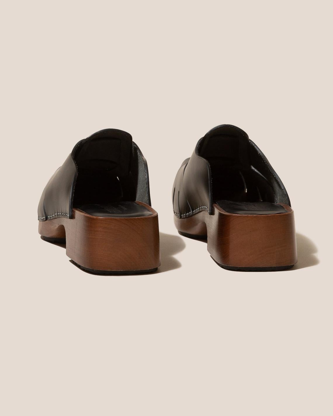 Hereu Sandals | LICIA - Square Toe-Fisherman Mule Clog - Women