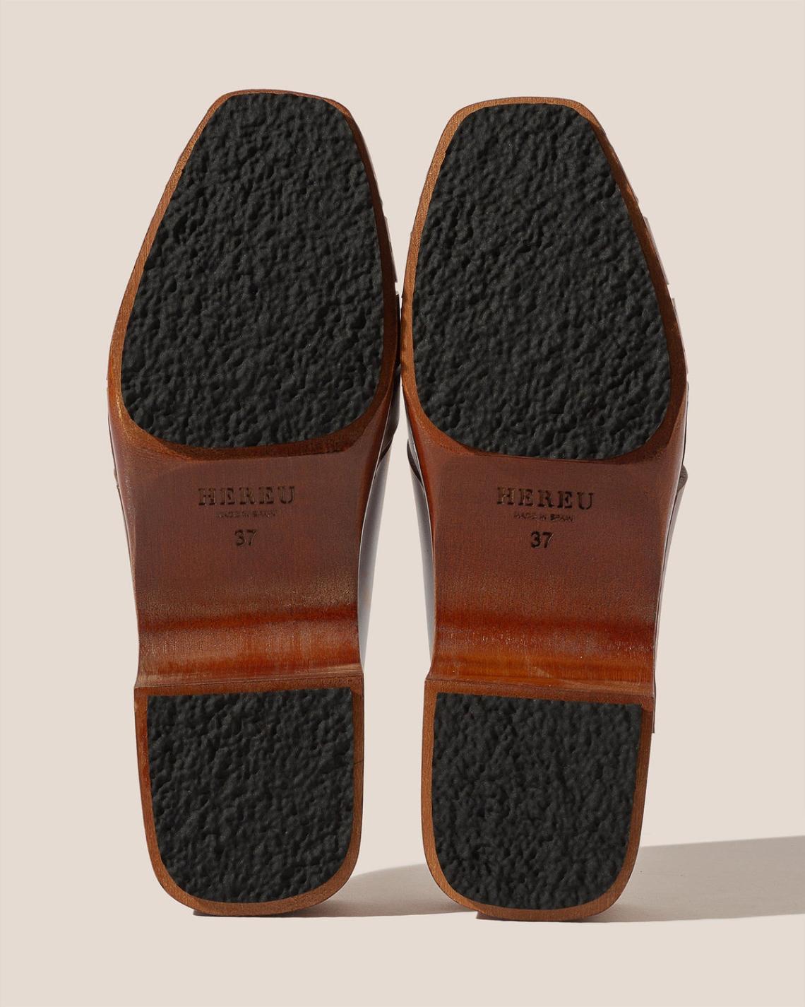 Hereu Sandals | LICIA - Square Toe-Fisherman Mule Clog - Women