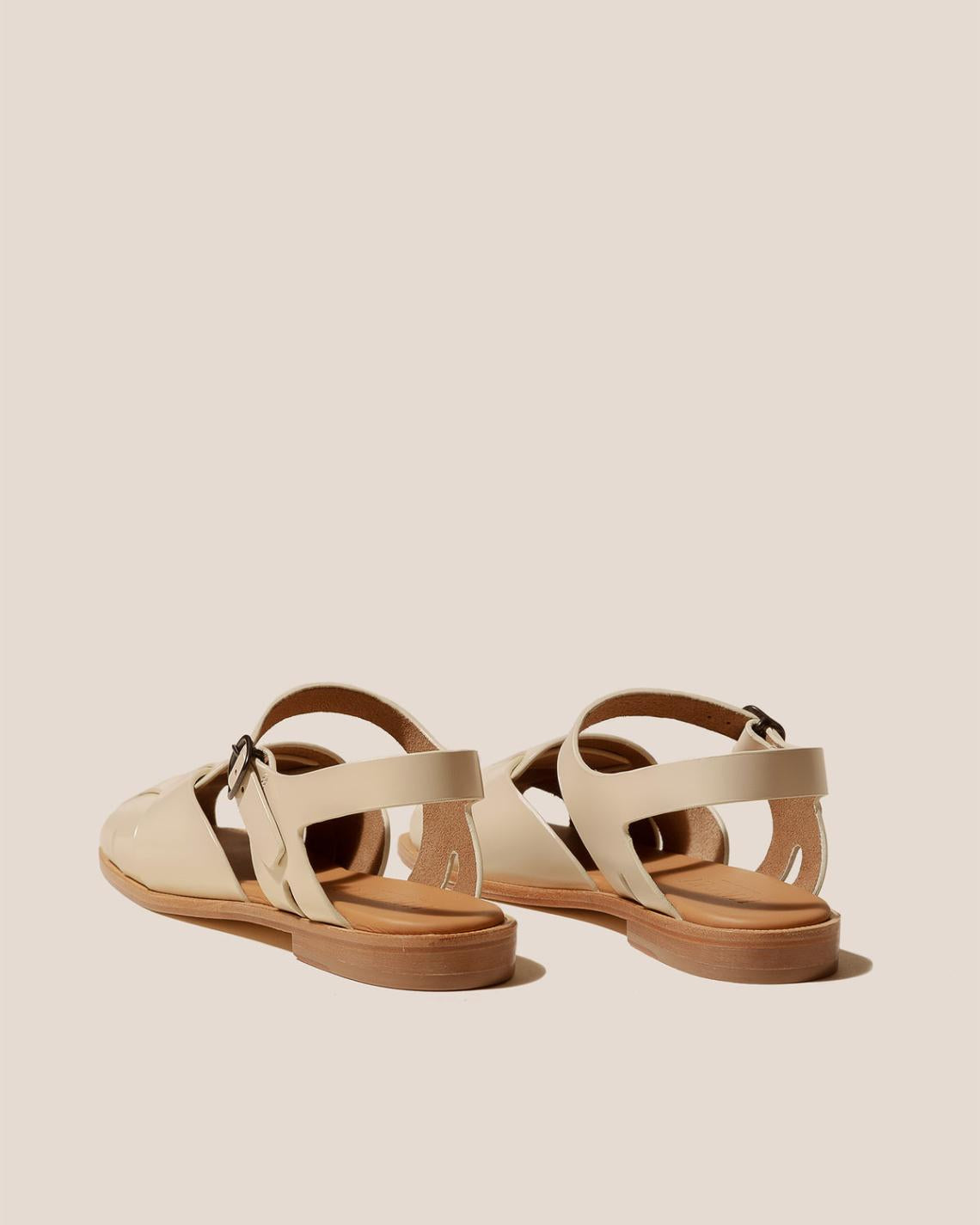 Hereu Sandals | PEDRA - Squared Closed-Toe Fisherman Sandal - Women