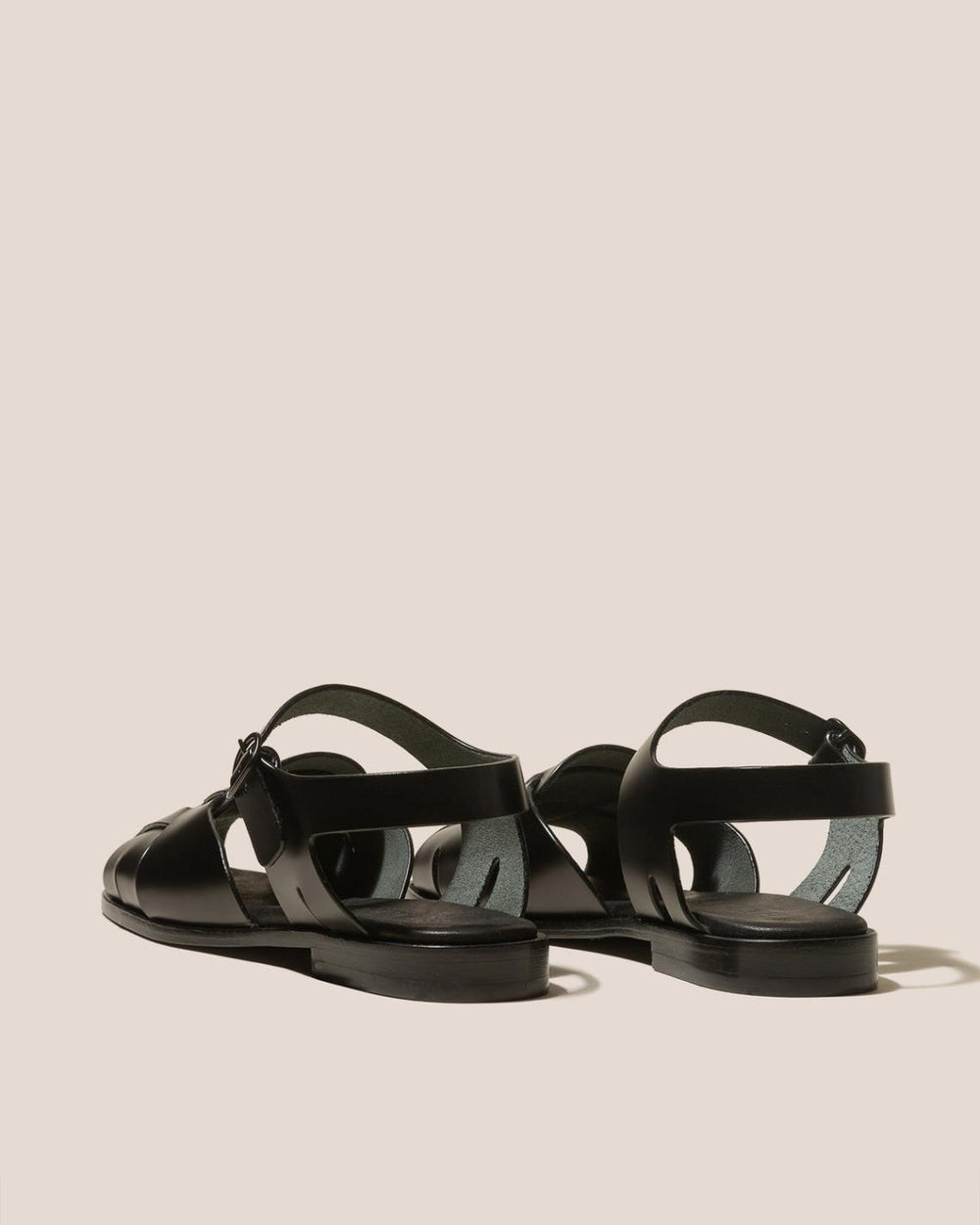 Hereu Sandals | PEDRA - Squared Closed-Toe Fisherman Sandal - Women