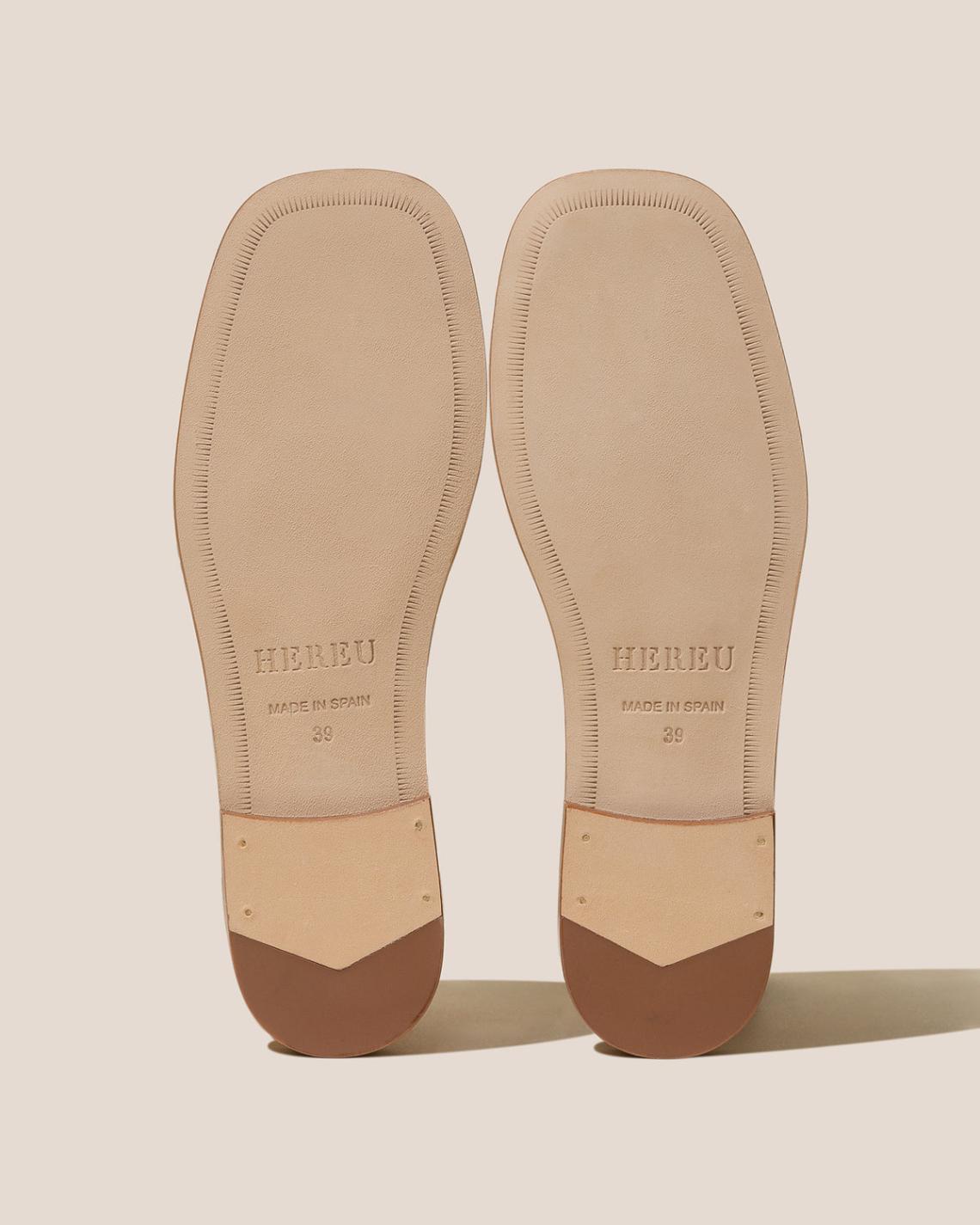 Hereu Sandals | PEDRA - Squared Closed-Toe Fisherman Sandal - Women
