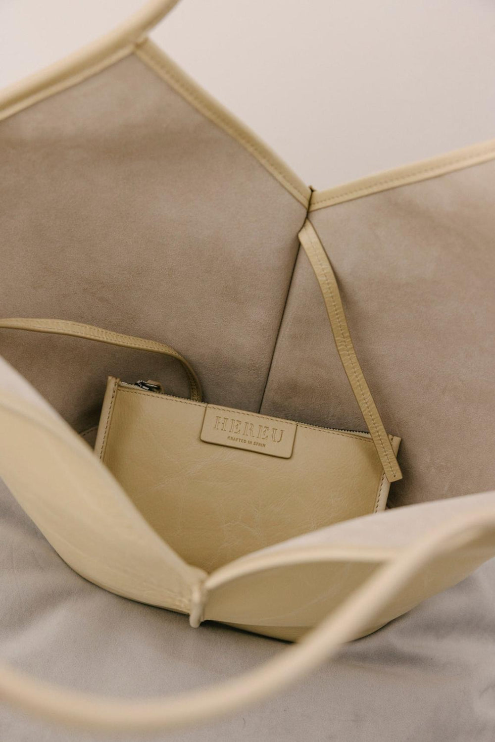 Hereu Shoulder Bags | CALELLA DISTRESSED - Leather Tote Bag - Women/Men