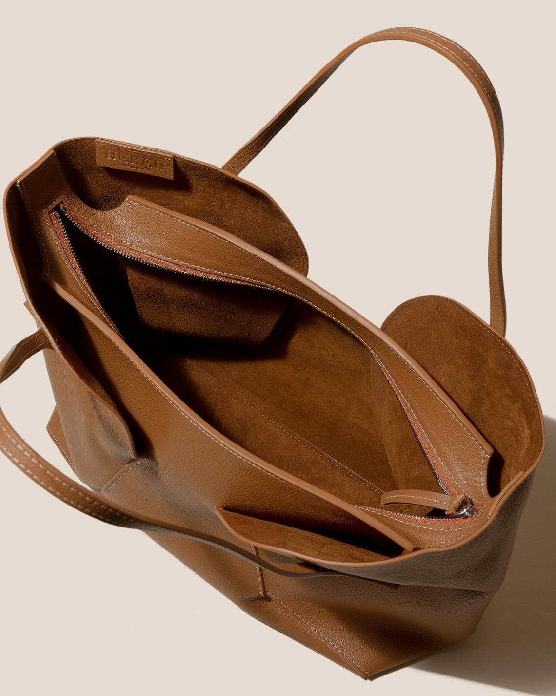 Hereu Shoulder Bags | SEPAL L GRAINY - Large Tulip Shape Zipped Tote Bag - Women