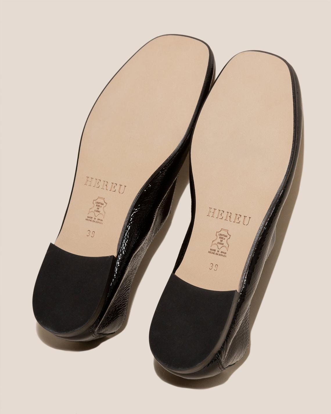 Hereu Soft Shoes | CAOMA CRINKLED GLOSSY - Elasticated Slip-on Shoe - Women