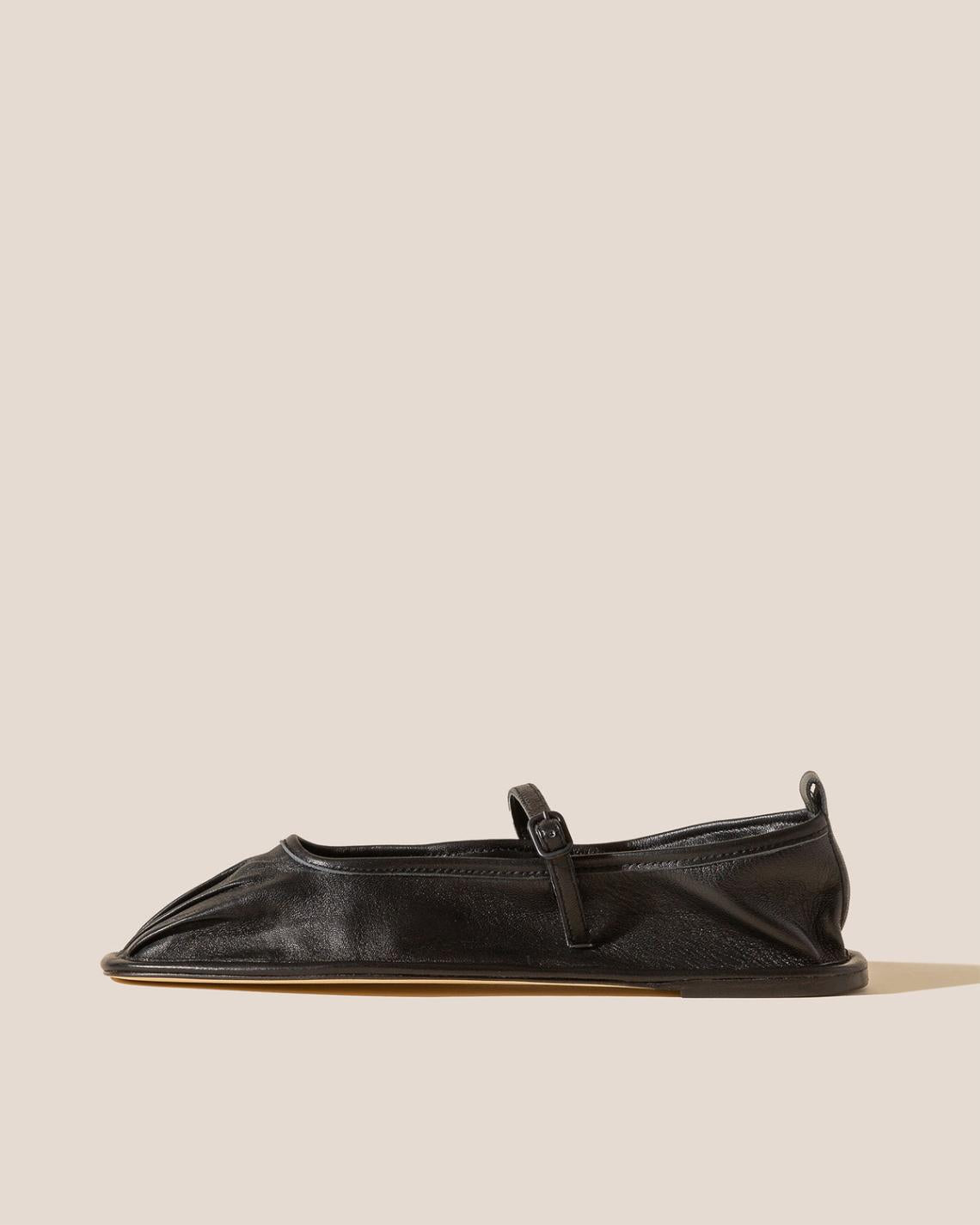 Hereu Soft Shoes | DANSA - Pleated-Toe Mary Jane Pump - Women