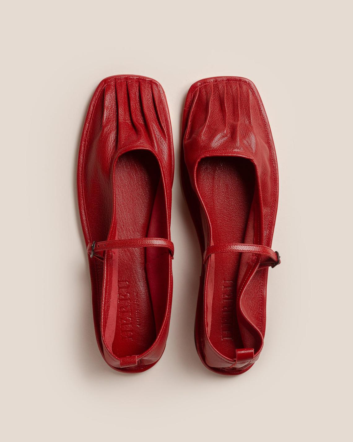 Hereu Soft Shoes | DANSA SUPPLE SHINY - Pleated-Toe Mary Jane Pump - Women