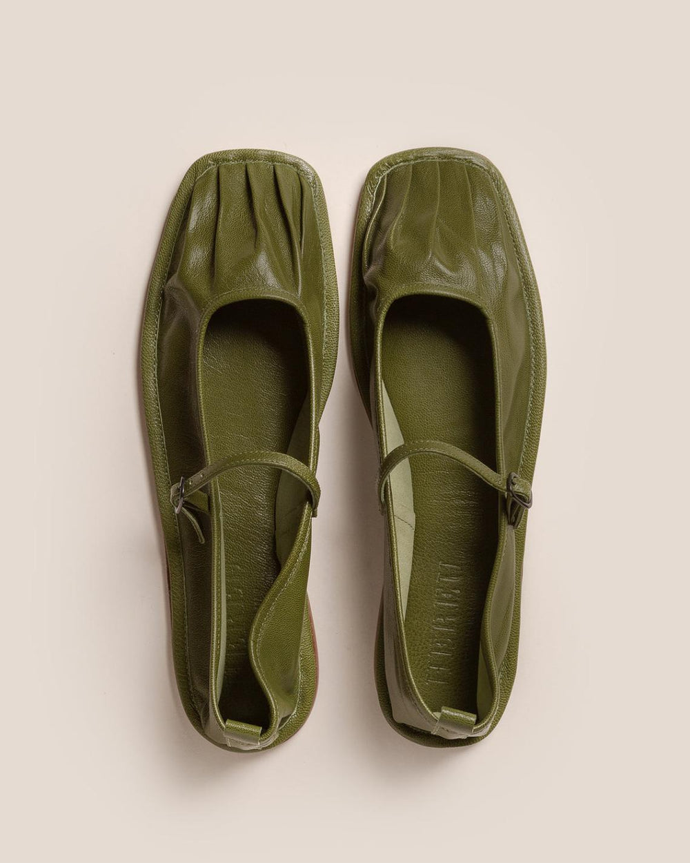 Hereu Soft Shoes | DANSA SUPPLE SHINY - Pleated-Toe Mary Jane Pump - Women