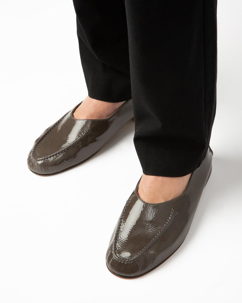 Hereu Soft Shoes | JULIOL CRINKLED GLOSSY - High Cut Deconstructed Loafer - Women