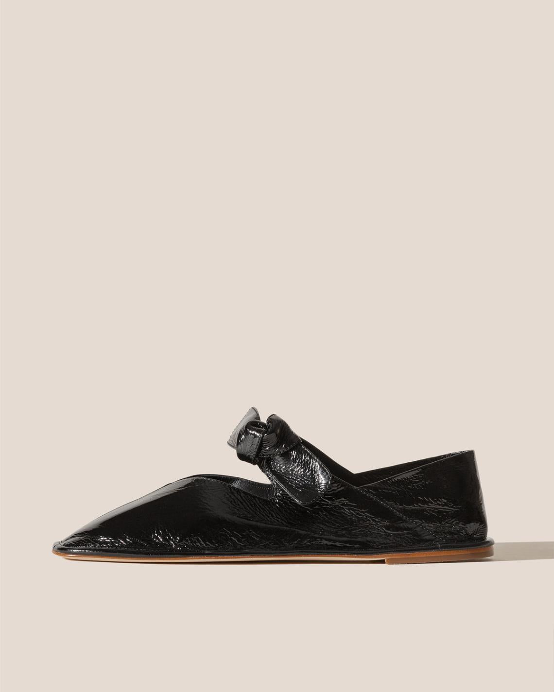 Hereu Soft Shoes | LLASADA CRINKLED GLOSSY - Front-Knot Pump - Women
