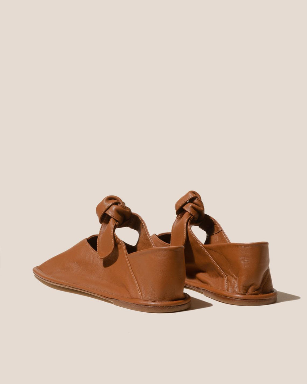 Hereu Soft Shoes | LLASADA - Front-Knot Pump - Women