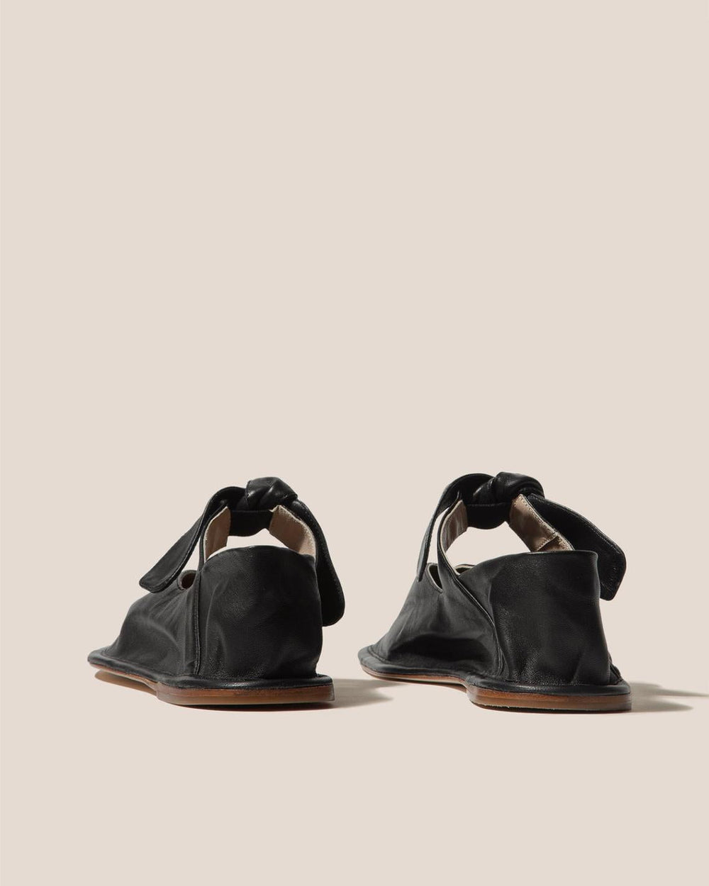 Hereu Soft Shoes | LLASADA - Front-Knot Pump - Women