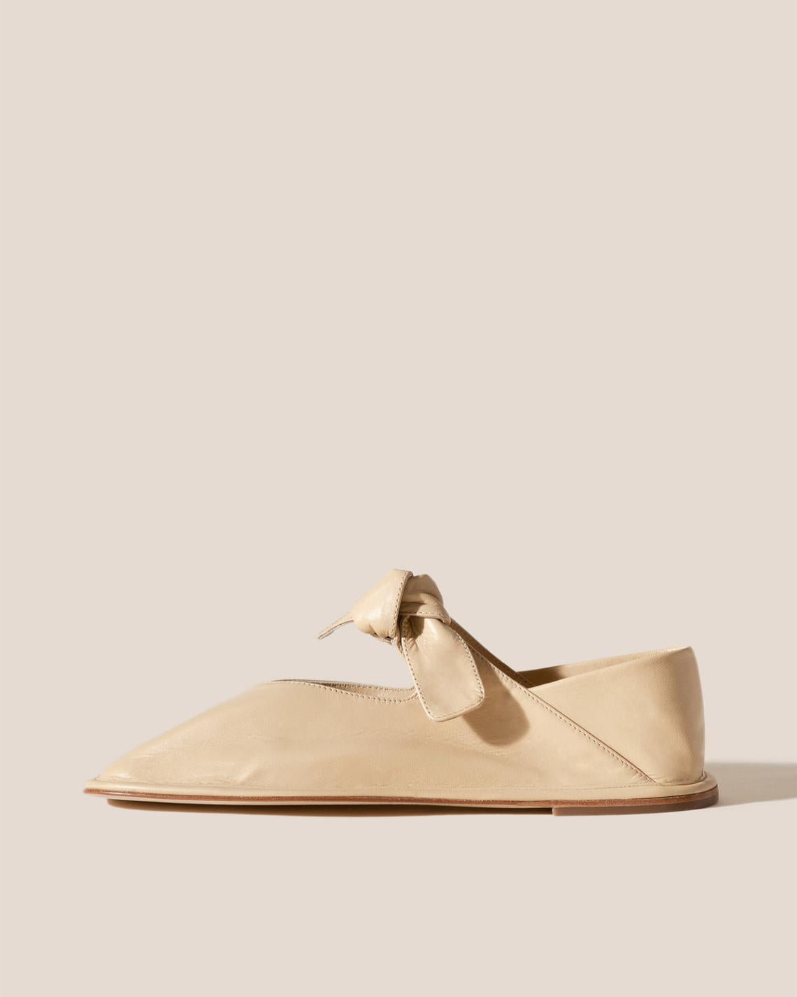 Hereu Soft Shoes | LLASADA - Front-Knot Pump - Women