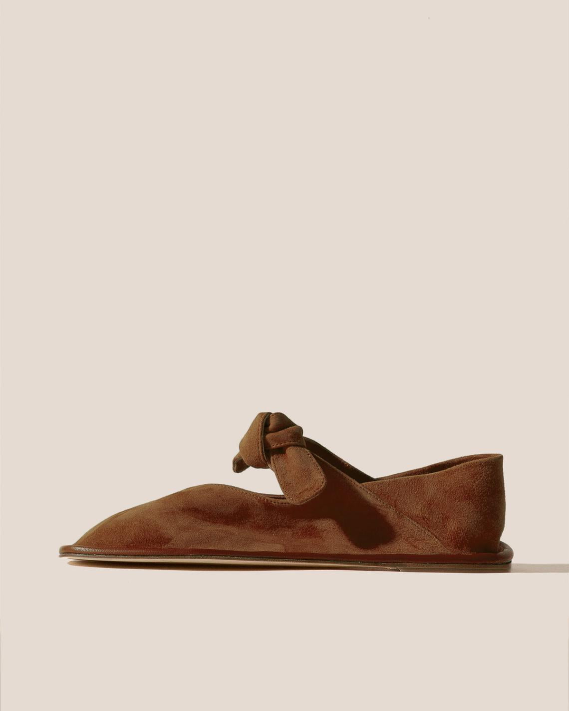 Hereu Soft Shoes | LLASADA SUEDE - Front-Knot Pump - Women