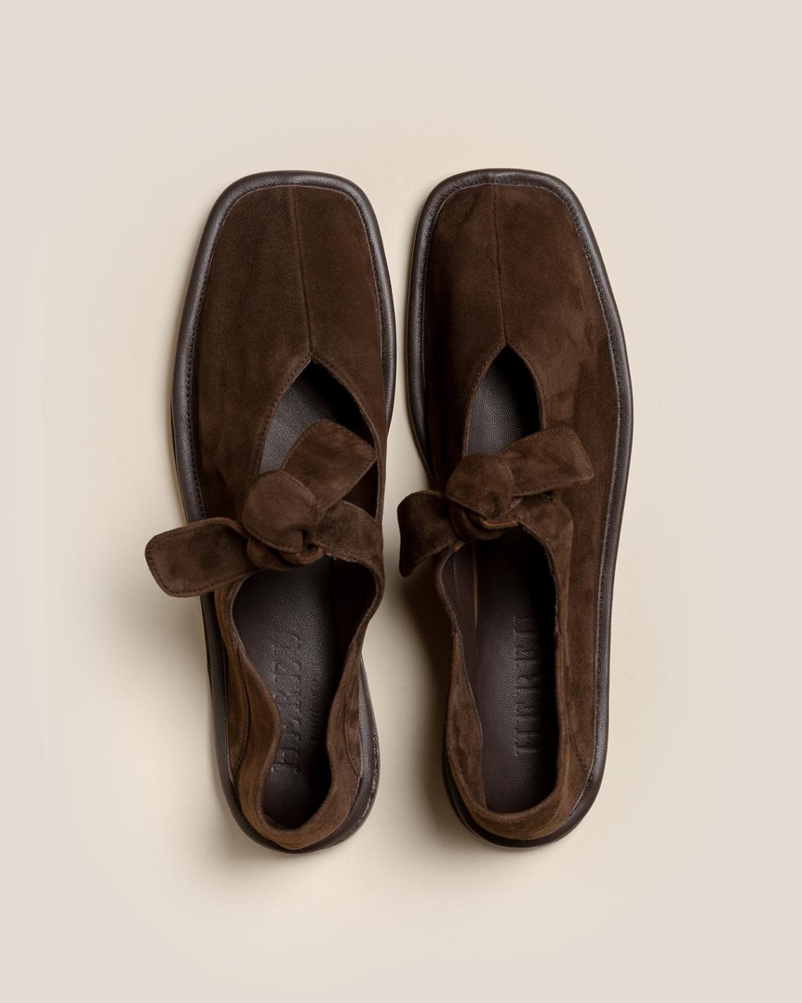 Hereu Soft Shoes | LLASADA SUEDE - Front-Knot Pump - Women