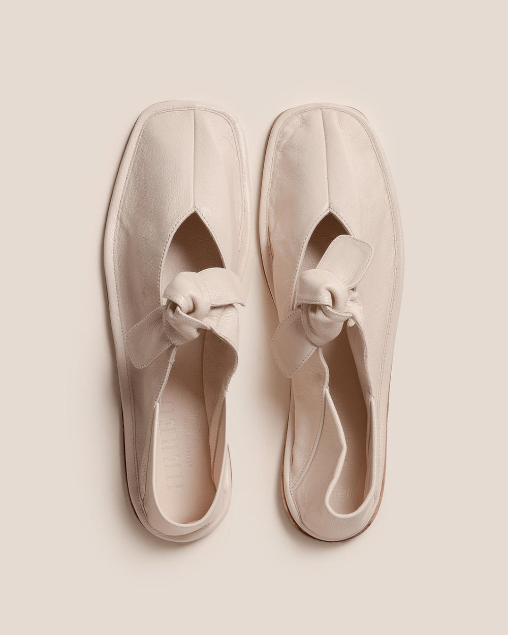 Hereu Soft Shoes | LLASADA SUPPLE SHINY - Front-Knot Pump - Women