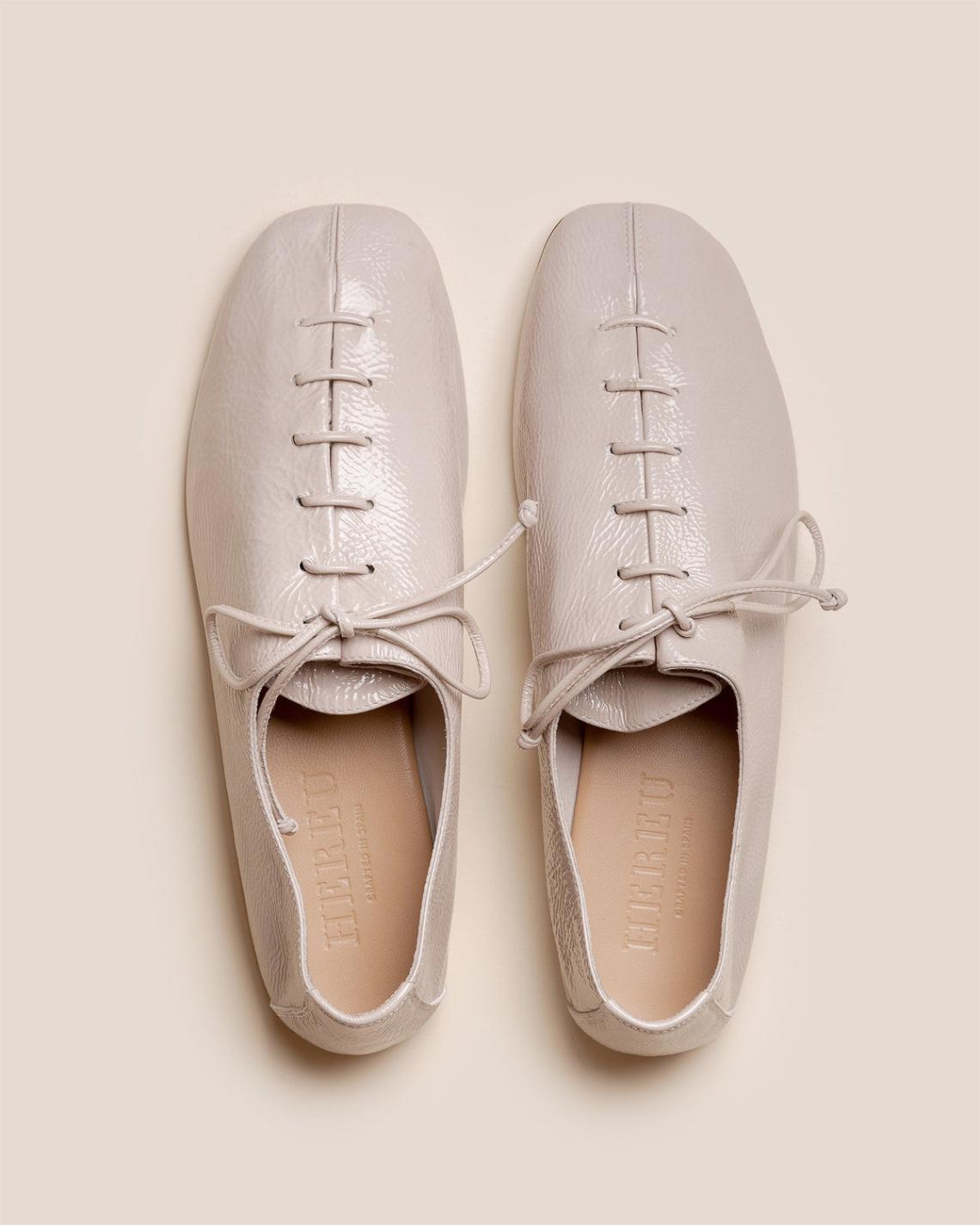 Hereu Soft Shoes | PLEGADA CRINKLED GLOSSY - Deconstructed Lace-up Shoe - Women