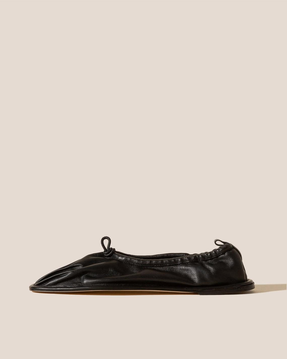 Hereu Soft Shoes | PUNTERA - Pleated-Toe Pump - Women