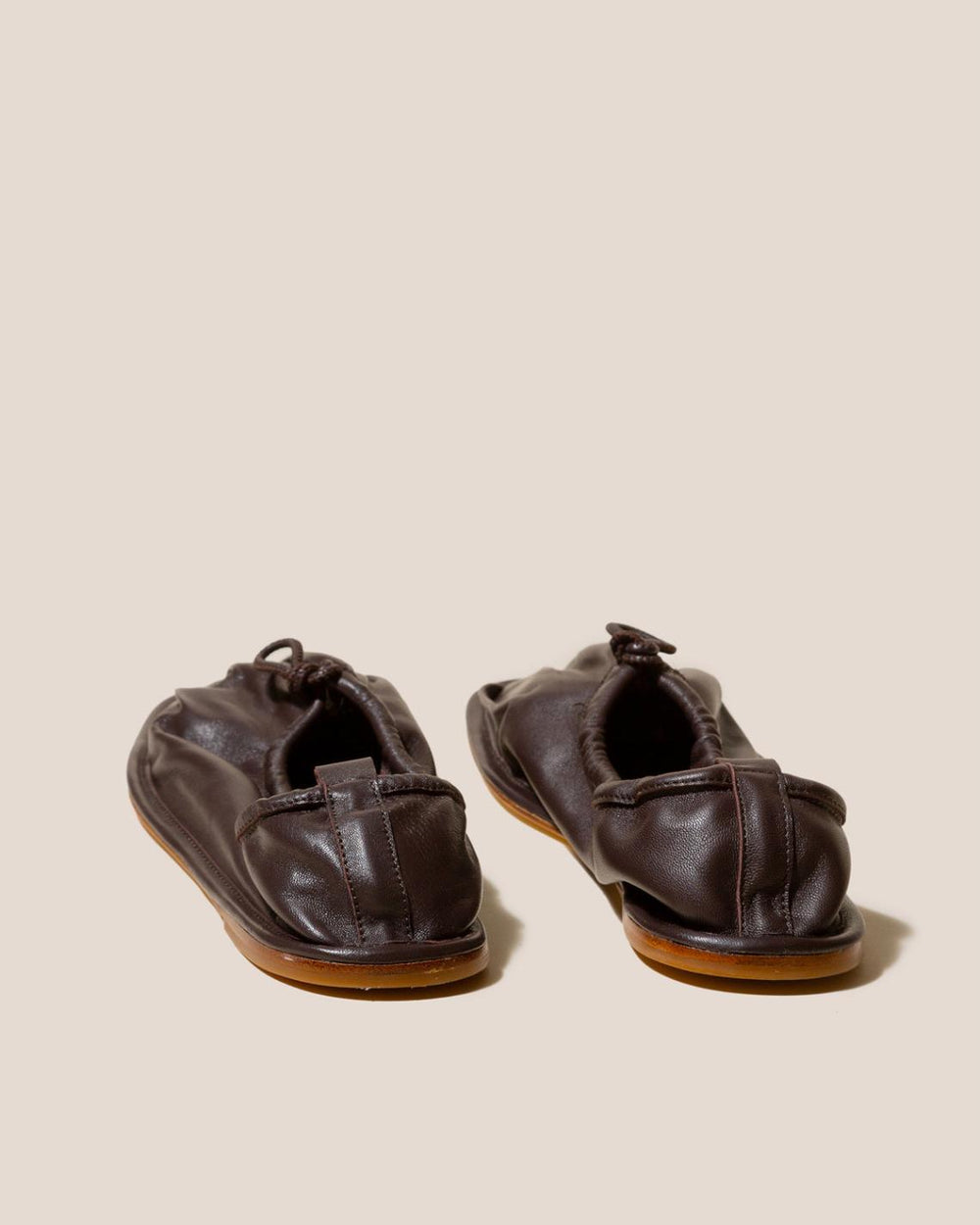 Hereu Soft Shoes | PUNTERA - Pleated-Toe Pump - Women